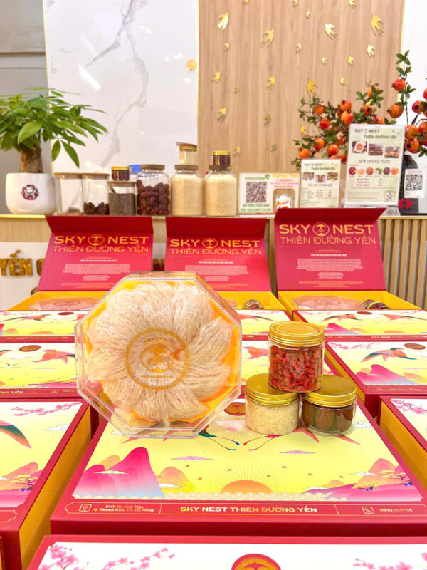 Tặng yến sào đầu năm mang ý nghĩa gì theo quan niệm Á Đông? 4 qua tang tet 2026 1