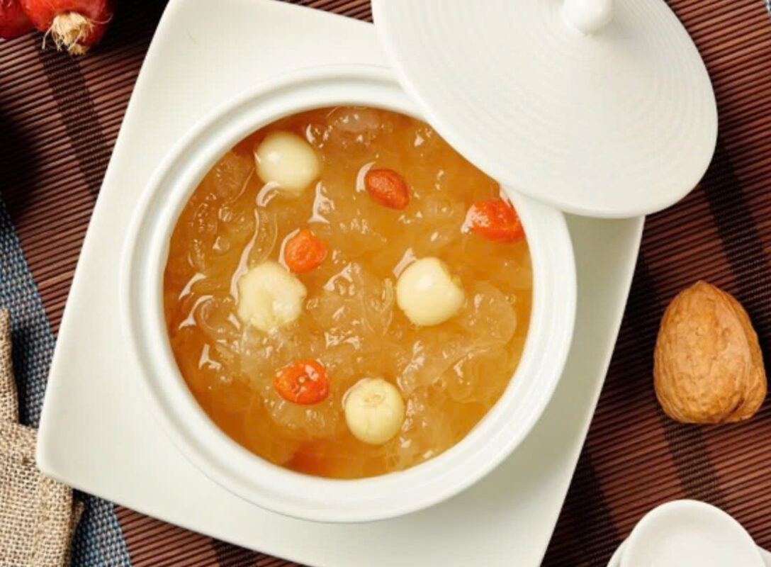 Nắng nóng kéo dài: Bí quyết bồi bổ cơ thể với yến sào đúng cách 5 qua tang tet 2026 1