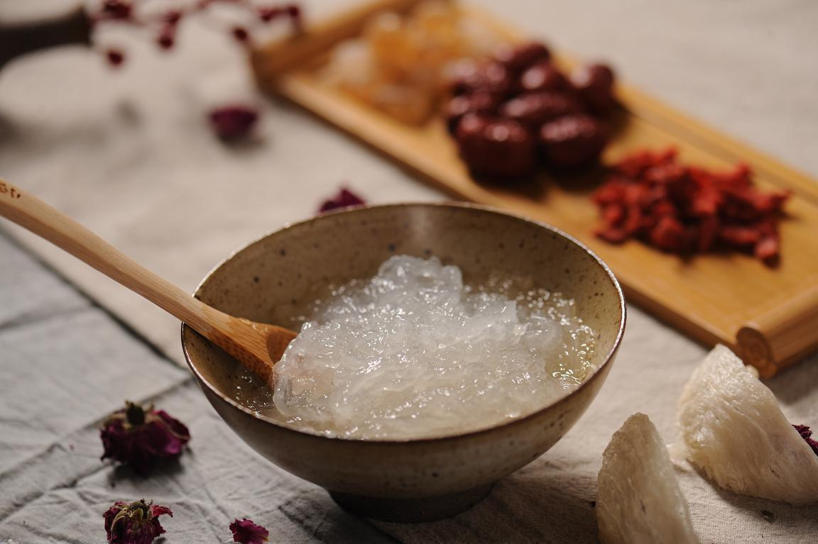 VÌ SAO NHIỀU NGƯỜI BẬN RỘN VẪN DUY TRÌ THÓI QUEN ĂN YẾN? 4 image 2