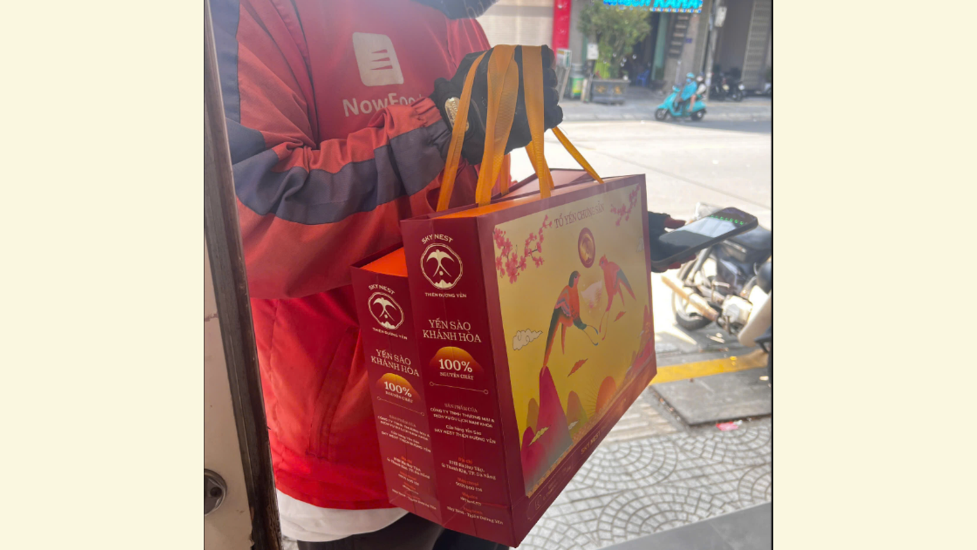 Đi Thăm Bệnh Tặng Gì? Yến Chưng Tươi Sky Nest – Món Quà Sức Khỏe Thiết Thực 4 Trang Xanh La Cay Hien Dai Sale Deal Uu Dai San Pham Chuc Mung Le Vu Lan Bao Hieu Facebook Banner 1 1
